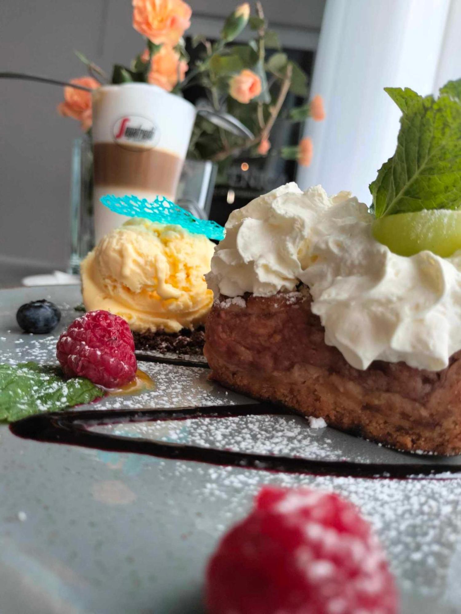 Kamienica Pokoje & Restauracja Opalenica Ngoại thất bức ảnh